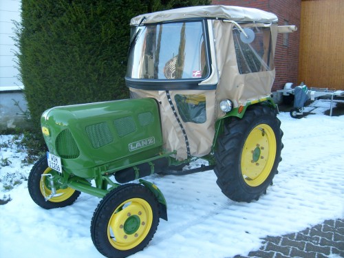 John Deere- Lanz Diesel D1206.jpg